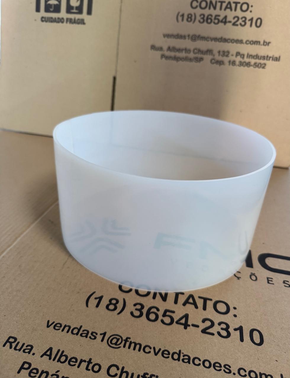 Luva elástica em silicone para conter vazamento de pó nas tubulações
